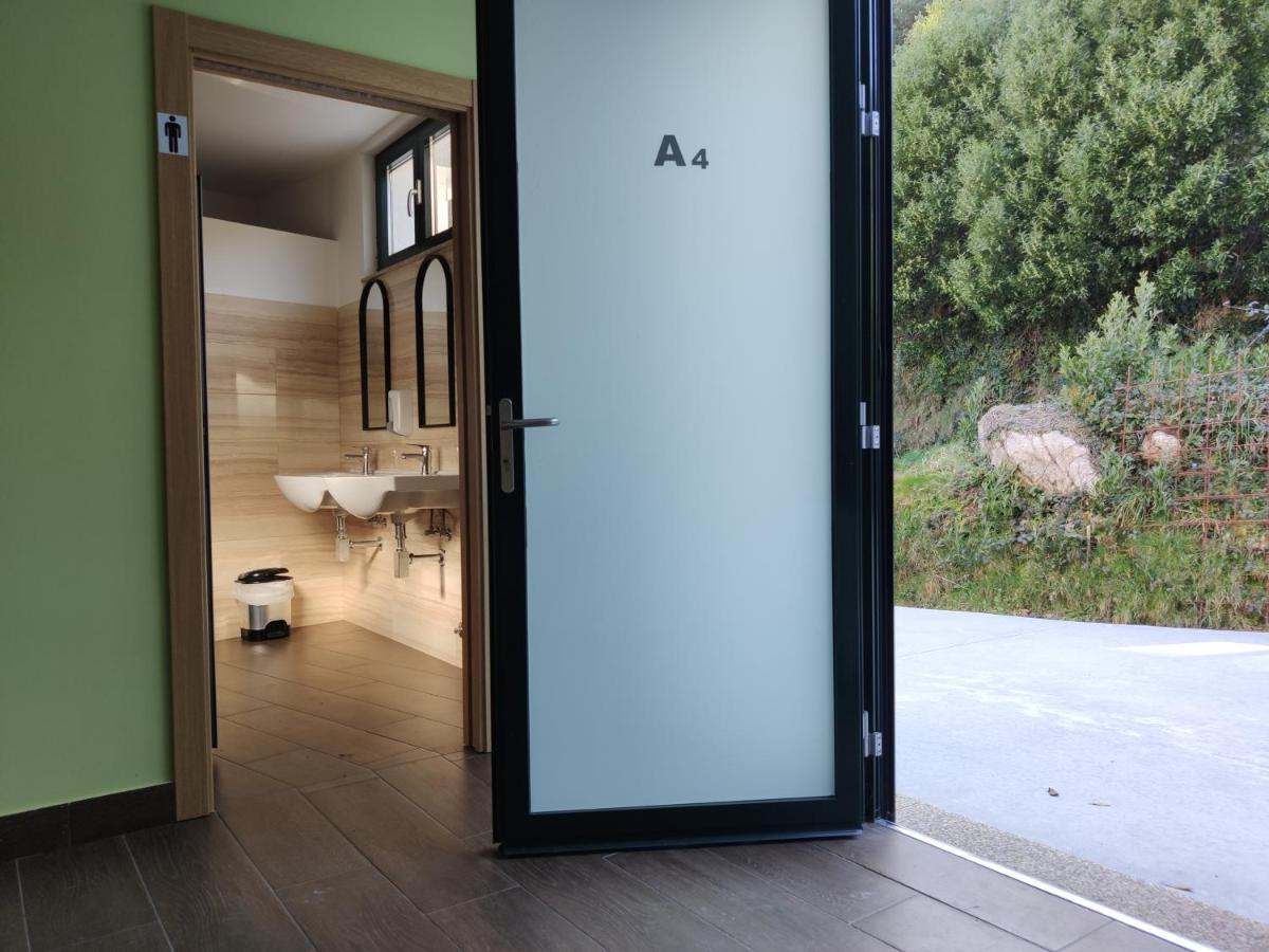 Albergue O Logoso Campelo Quarto foto